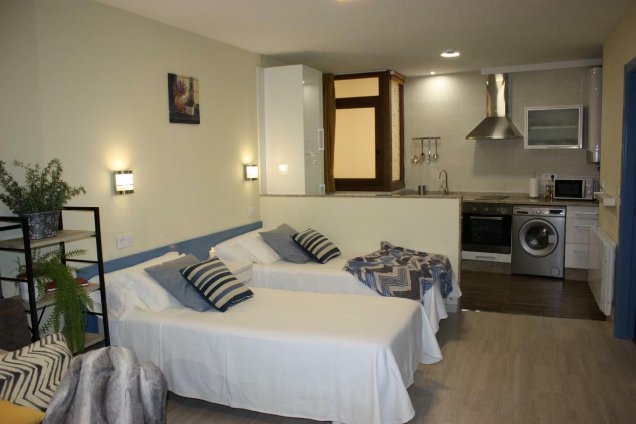 Casa Do Medio Apartment ซานติอาโก เด กอมโปสเตลา ภายนอก รูปภาพ