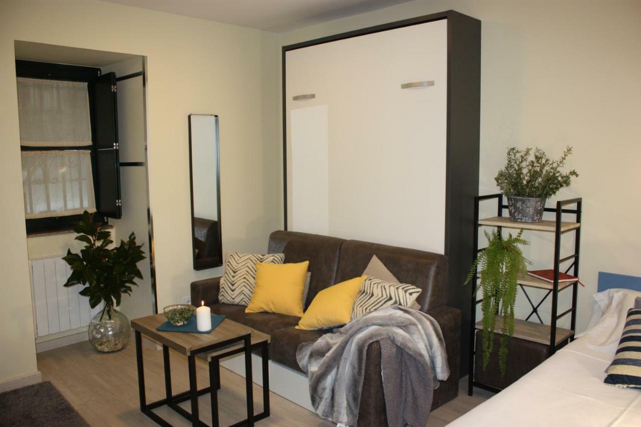 Casa Do Medio Apartment ซานติอาโก เด กอมโปสเตลา ภายนอก รูปภาพ