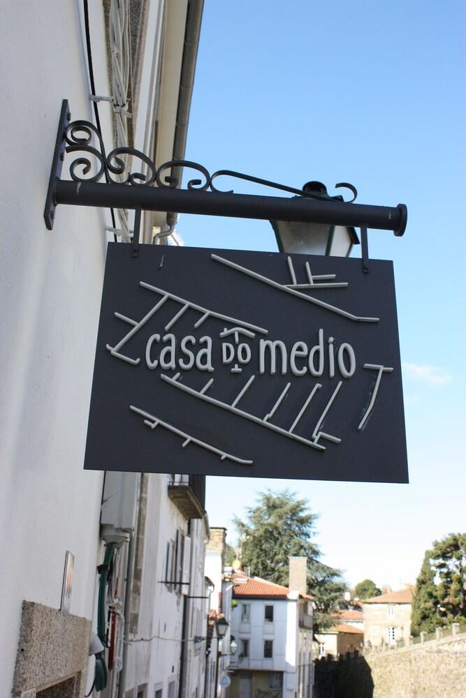 Casa Do Medio Apartment ซานติอาโก เด กอมโปสเตลา ภายนอก รูปภาพ